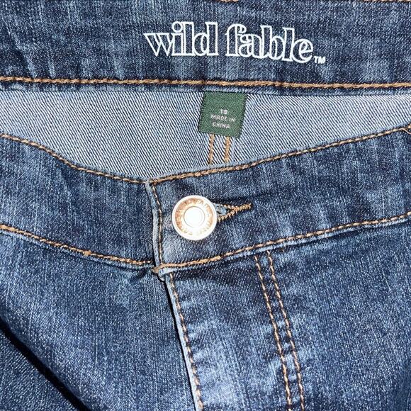 Wild Fable Denim Shorts Jeans Raw Distressed Hem Blue Wash Size 18 - Picture 3 of 4